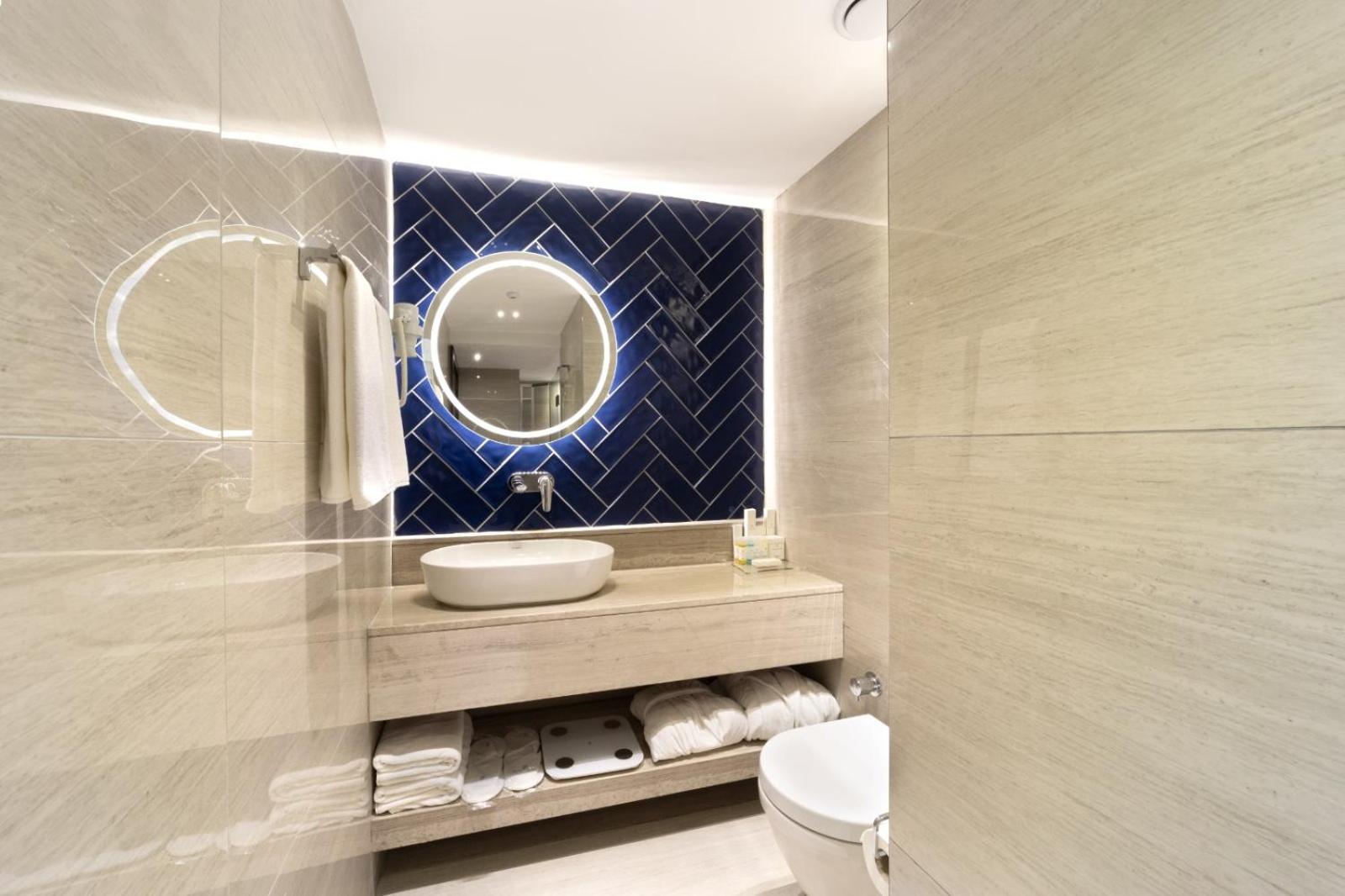 Bentley Hotel Old City-Special Class Istanbul Exterior photo Bathroom